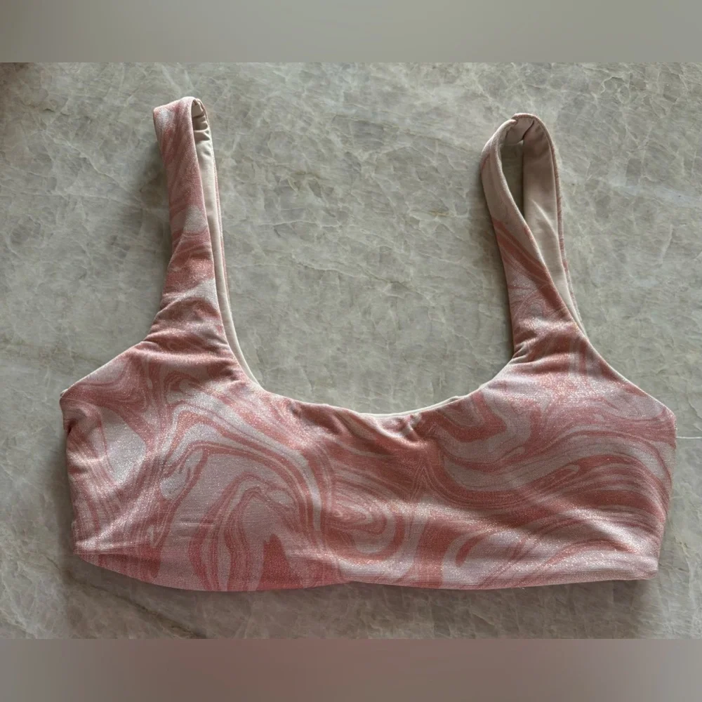 NWOT l*space Camacho Lizzie bikini top all swirls up shimmer marble pink‎